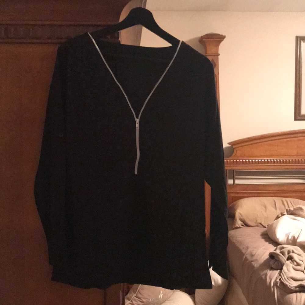 Long sleeved top